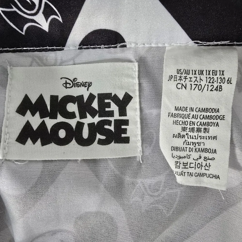 NWOT Disney Mickey Mouse 2 Piece Set Pajamas Sleep Shirt & Shorts Plus Size 1X - Picture 8 of 11